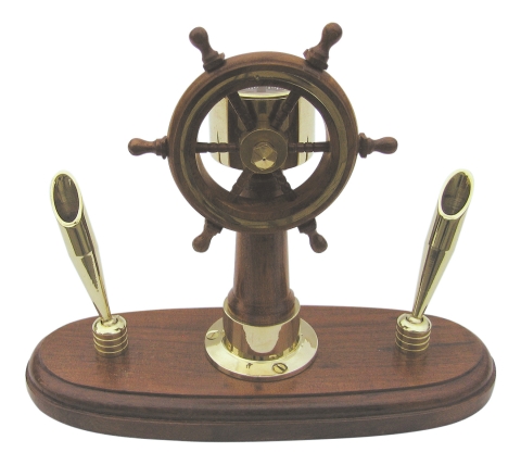 Steuerstand mit 2 Penhaltern