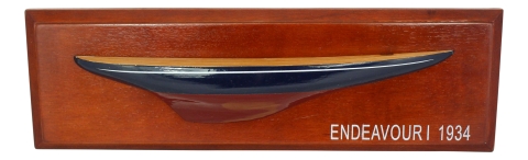 Endeavour-Halbrumpf auf Board